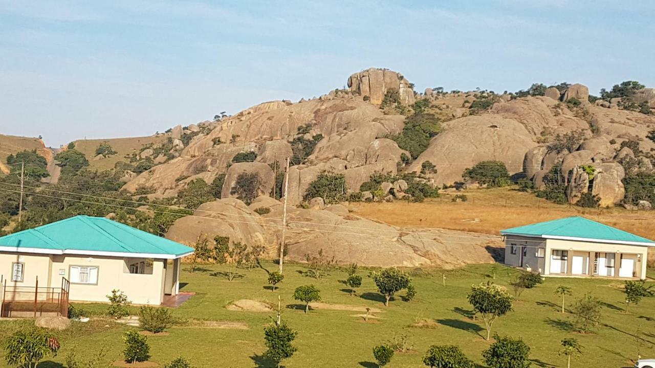 Mdzimba Mountain Lodge 埃祖尔韦尼 外观 照片