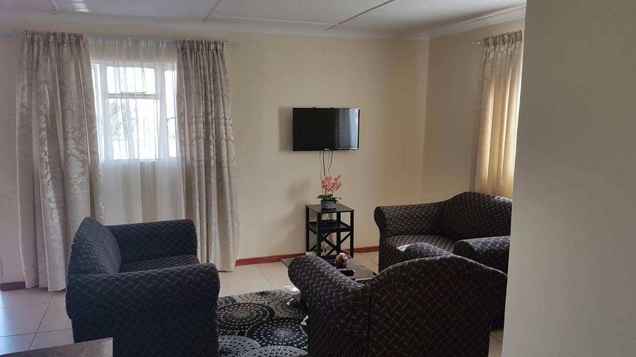 Mdzimba Mountain Lodge 埃祖尔韦尼 外观 照片